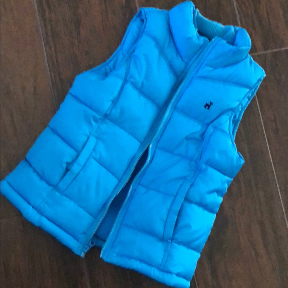 Old navy puffer vest